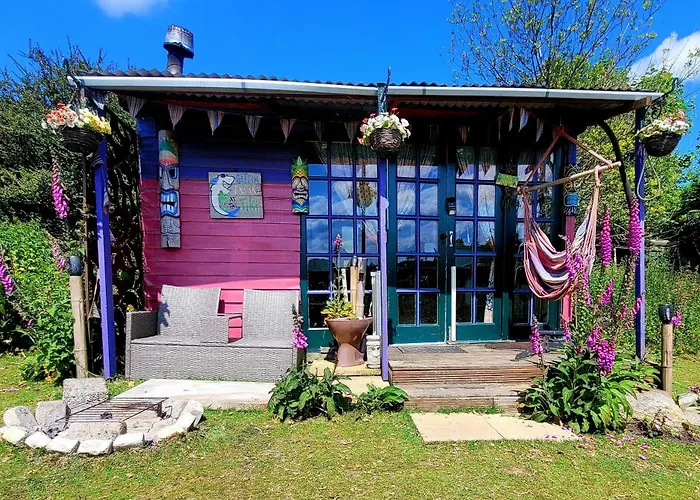 Treguth Glamping Unique Experience - Themed Huts