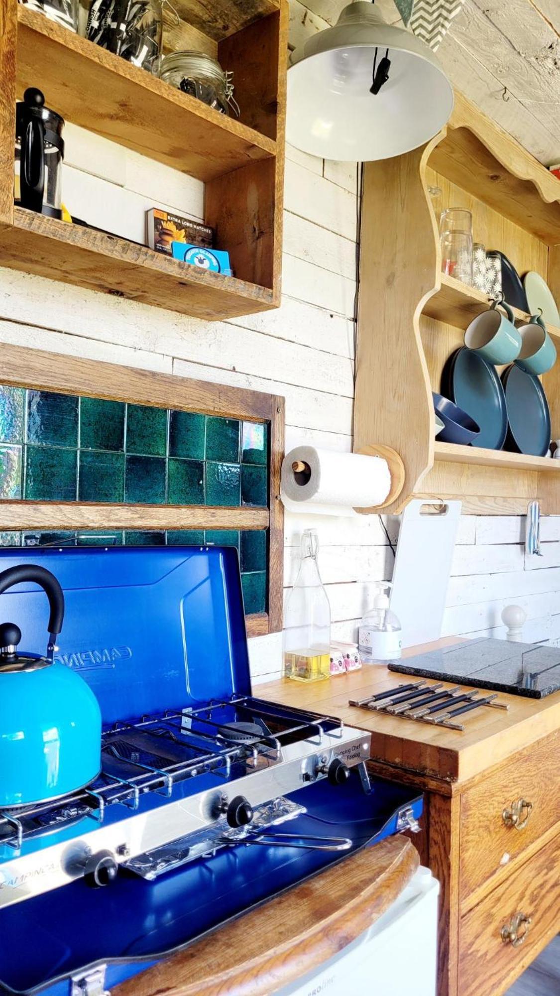 Treguth Glamping Unique Experience - Themed Huts Campsite Saint Day